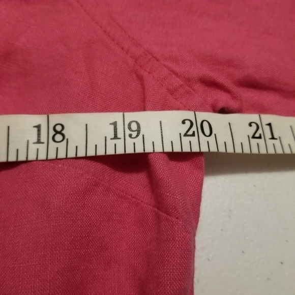 LL Bean Shirt 100% Linen Medium Pink Button up Roll Tab Gorpcore Outdoor Granola - Picture 6 of 7